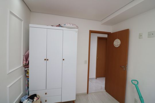 Quarto de apartamento à venda com 2 quartos, 54m² em Jardim Vila Formoza, São Paulo