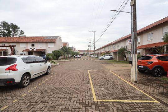 Área comum de casa de condomínio à venda com 3 quartos, 120m² em Fátima, Canoas