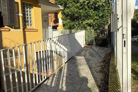 Casa para alugar com 4 quartos, 300m² em Petrópolis, Porto Alegre