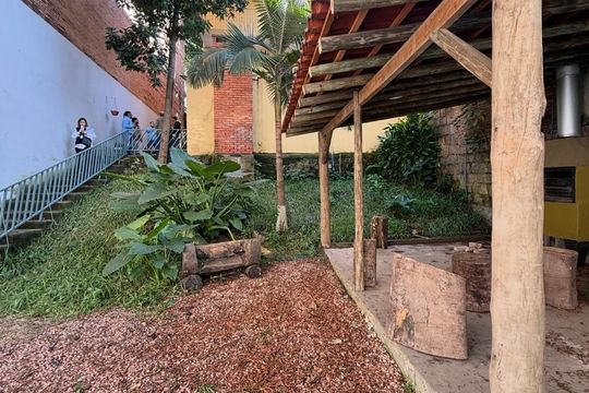Casa para alugar com 4 quartos, 300m² em Petrópolis, Porto Alegre