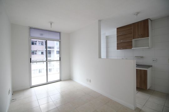 Apartamento à venda com 2 quartos, 50m² em Anil, Rio de Janeiro