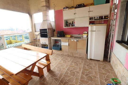 Churrasqueira 1 de casa à venda com 3 quartos, 368m² em Bussocaba, Osasco
