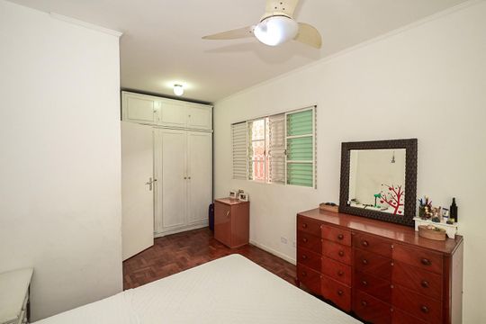 Suíte 2 de casa à venda com 5 quartos, 250m² em Vila Sonia, São Paulo