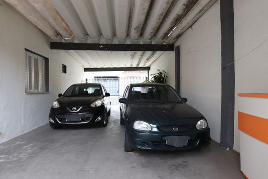 Garagem de casa à venda com 7 quartos, 356m² em Vila Ema, São Paulo