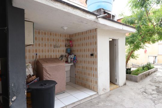 Lavanderia - Casa 3 de casa à venda com 7 quartos, 356m² em Vila Ema, São Paulo