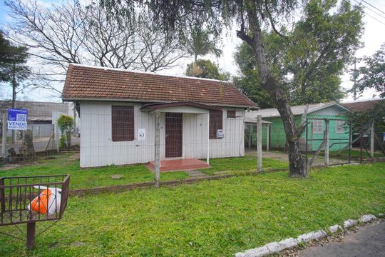 Fachada de casa à venda com 3 quartos, 429m² em Liberdade, Novo Hamburgo