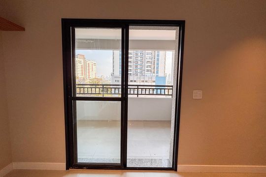 Varanda de apartamento à venda com 1 quarto, 29m² em Chácara Seis de Outubro, São Paulo
