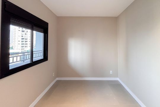 Quarto de apartamento à venda com 1 quarto, 38m² em Chácara Seis de Outubro, São Paulo