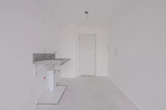 Cozinha de apartamento à venda com 1 quarto, 25m² em Pinheiros, São Paulo