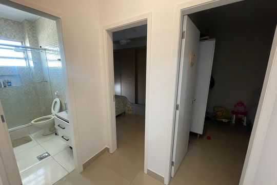 Corredor de apartamento à venda com 2 quartos, 70m² em Vista Alegre, Rio de Janeiro