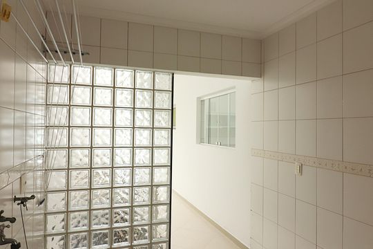 Área de Serviço de casa de condomínio à venda com 4 quartos, 642m² em Bairro dos Casa, São Bernardo do Campo