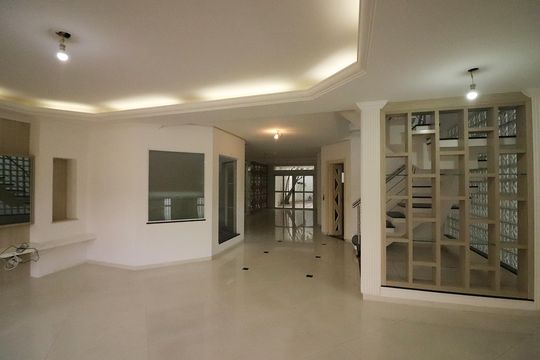 Sala  de casa de condomínio à venda com 4 quartos, 642m² em Bairro dos Casa, São Bernardo do Campo