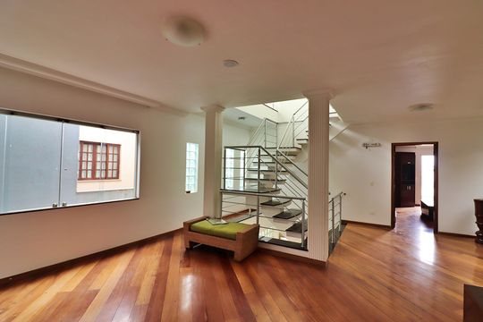 Hall dos Quartos de casa de condomínio à venda com 4 quartos, 642m² em Bairro dos Casa, São Bernardo do Campo