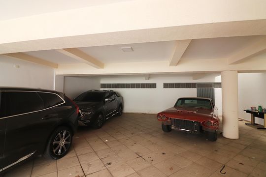 Garagem de casa de condomínio à venda com 4 quartos, 642m² em Bairro dos Casa, São Bernardo do Campo
