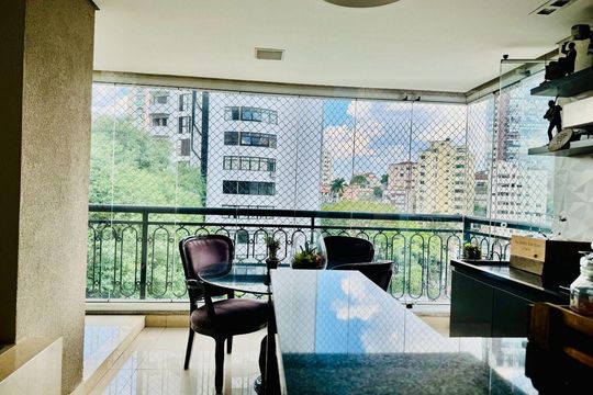 Apartamento à venda com 4 quartos, 210m² em Aclimação, São Paulo