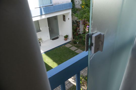 Vista Suíte 2 de casa de condomínio para alugar com 3 quartos, 159m² em Itapuã, Salvador