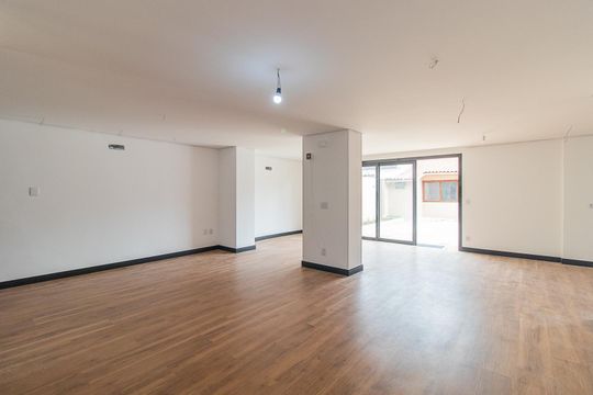 Sala de casa à venda com 3 quartos, 300m² em Jardim Botânico, Porto Alegre