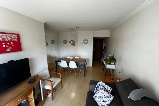Sala de apartamento à venda com 2 quartos, 65m² em Parque Peruche, São Paulo