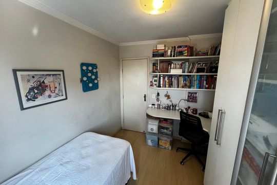 Quarto  de apartamento à venda com 2 quartos, 65m² em Parque Peruche, São Paulo