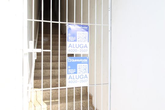 Plaquinha  de kitnet/studio para alugar com 1 quarto, 40m² em Jardim Ismenia, São José dos Campos