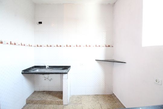Cozinha de kitnet/studio para alugar com 1 quarto, 40m² em Jardim Ismenia, São José dos Campos