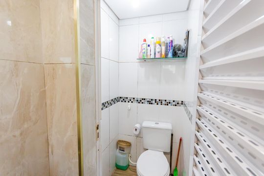 Banheiro da Suíte de apartamento à venda com 3 quartos, 100m² em Jardim Santo Alberto, Santo André