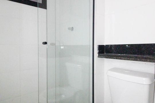 Banheiro de apartamento para alugar com 1 quarto, 37m² em Vila Dom Pedro Ii, São Paulo