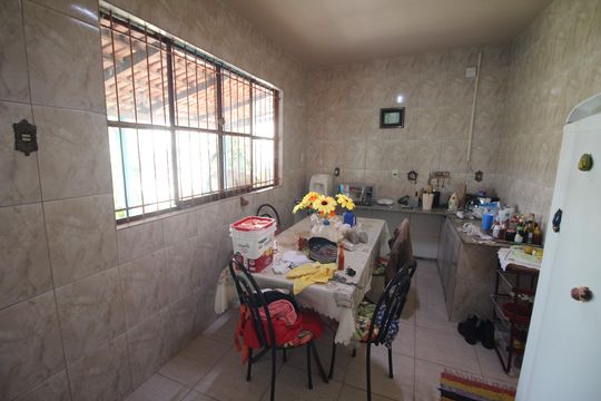 Cozinha de casa à venda com 3 quartos, 360m² em Pindorama, Belo Horizonte
