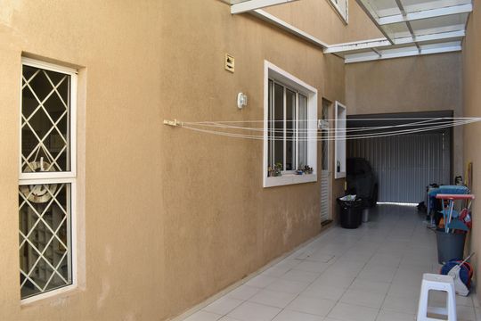 Garagem de casa para alugar com 4 quartos, 420m² em Jardim Social, Curitiba