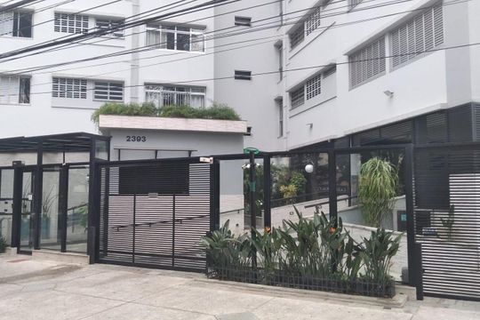 Fachada de apartamento à venda com 2 quartos, 85m² em Santana, São Paulo