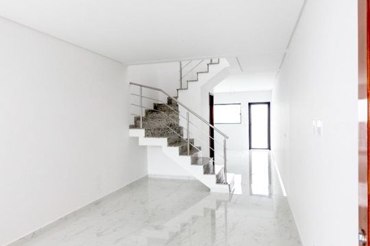 Casa à venda com 3 quartos, 110m² em Jardim Avelino, São Paulo