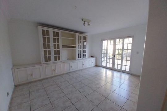 Casa à venda com 4 quartos, 285m² em Vila Progredior, São Paulo