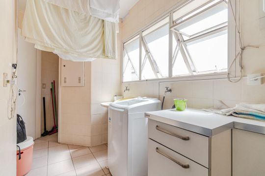Área de Serviço de apartamento à venda com 2 quartos, 124m² em Pinheiros, São Paulo