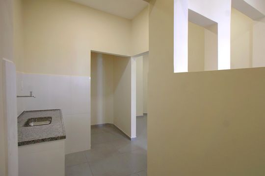 Cozinha de apartamento para alugar com 2 quartos, 64m² em Centro, Belo Horizonte