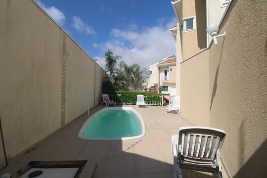 Piscina de casa de condomínio à venda com 3 quartos, 116m² em Jardim Cidalia, São Paulo