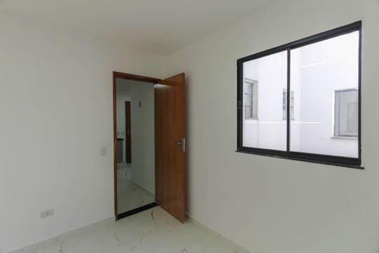 Quarto de apartamento à venda com 1 quarto, 27m² em Vila Paulo Silas, São Paulo