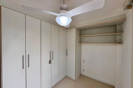 Quarto 2 de apartamento à venda com 4 quartos, 167m² em Recreio dos Bandeirantes, Rio de Janeiro