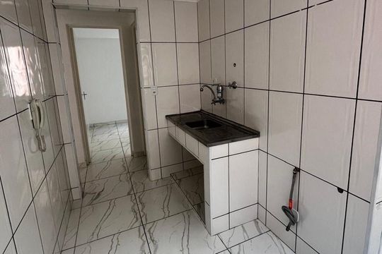 Cozinha de apartamento à venda com 2 quartos, 43m² em Parque Santa Rita, São Paulo