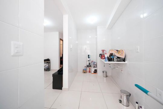 Cozinha de apartamento à venda com 2 quartos, 39m² em Parque Boturussu, São Paulo