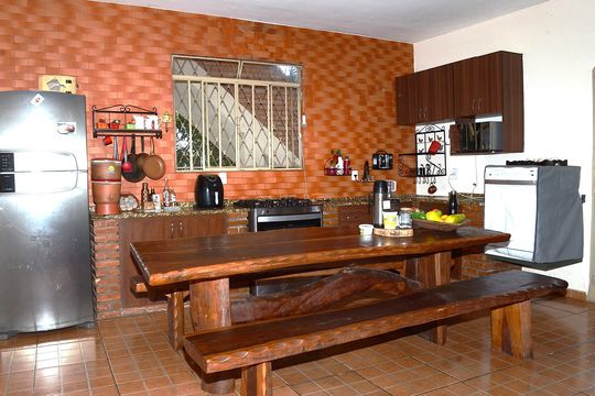 Cozinha de casa à venda com 4 quartos, 250m² em Goiânia, Belo Horizonte