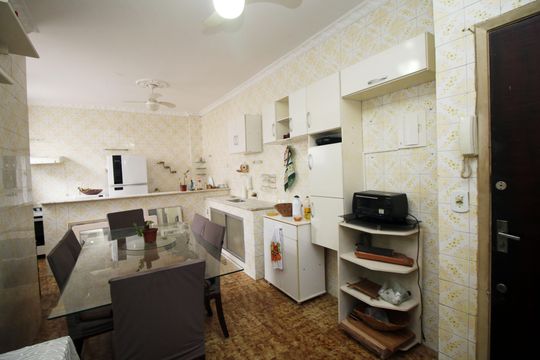 Cozinha de apartamento à venda com 2 quartos, 96m² em Brás de Pina, Rio de Janeiro