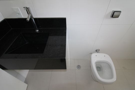 Banheiro do Quarto 3 de casa à venda com 3 quartos, 210m² em Sítio do Morro, São Paulo
