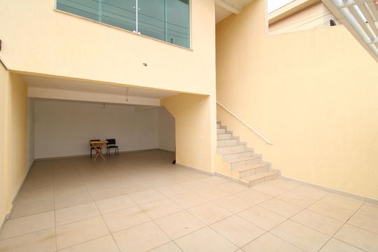 Garagem de casa à venda com 3 quartos, 210m² em Sítio do Morro, São Paulo