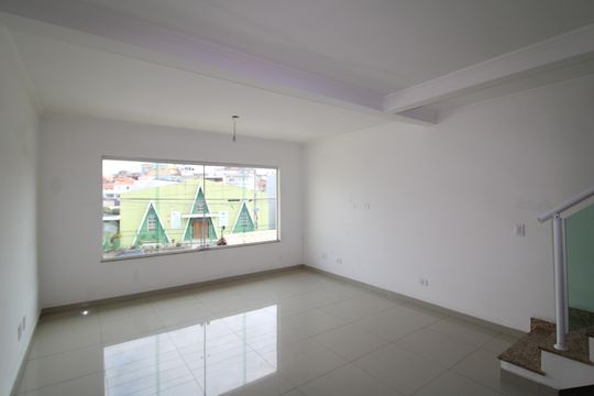 Casa à venda com 3 quartos, 210m² em Sítio do Morro, São Paulo