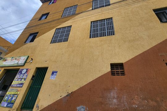 Fachada de kitnet/studio para alugar com 1 quarto, 25m² em Boca do Rio, Salvador