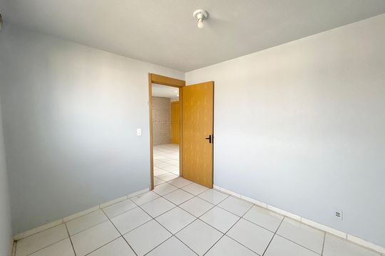 Quarto 2 de apartamento para alugar com 2 quartos, 43m² em Santo Afonso, Novo Hamburgo