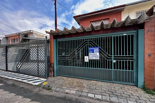 Fachada  de casa à venda com 3 quartos, 125m² em Jardim Caravelas, São Paulo