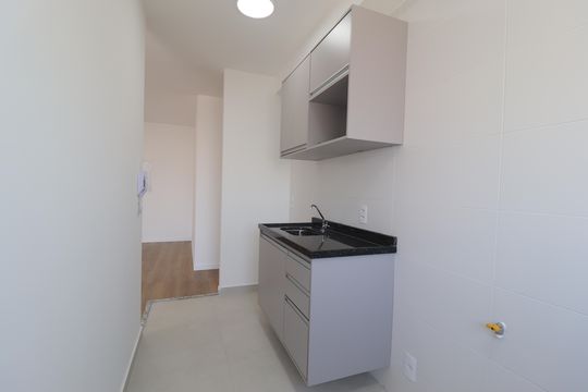 Cozinha de apartamento para alugar com 2 quartos, 50m² em Campestre, Santo André
