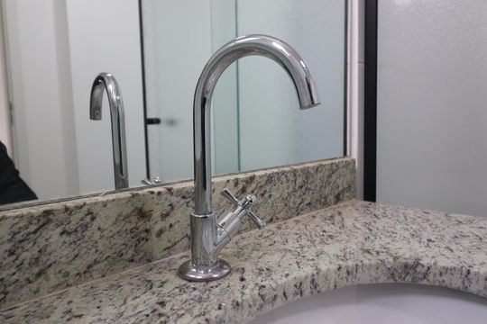 Banheiro de apartamento para alugar com 2 quartos, 50m² em Campestre, Santo André
