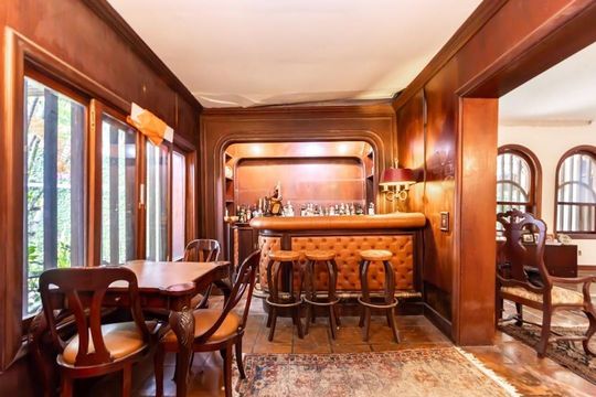 Casa à venda com 4 quartos, 400m² em Alto de Pinheiros, São Paulo